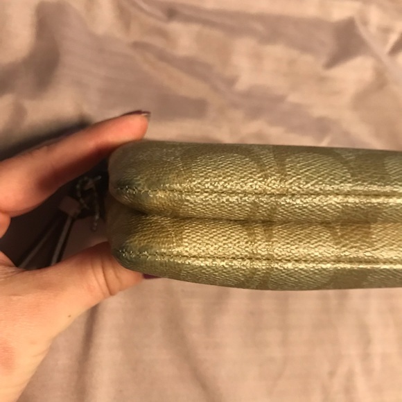 Coach wristlet and ID holder/change purse - Picture 4 of 7